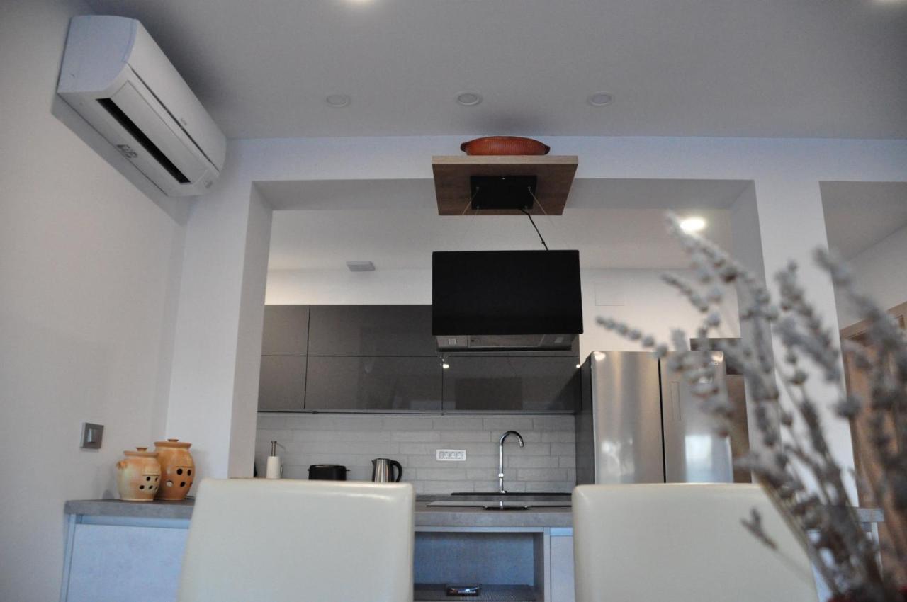 Apartment Cecil Ізола Екстер'єр фото